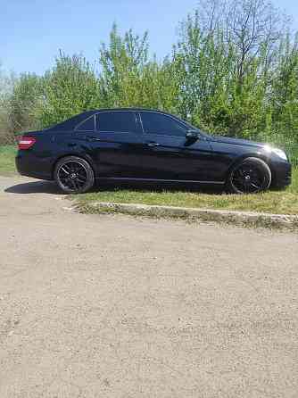 Mercedes-Benz E-Class 2010 