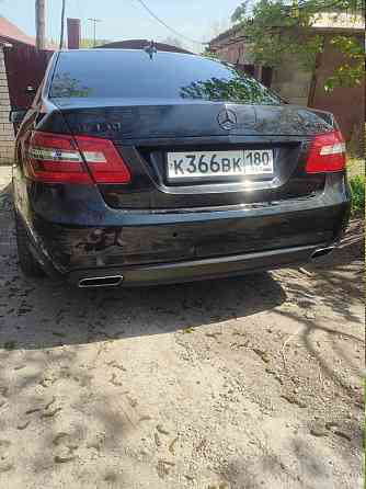Mercedes-Benz E-Class 2010 