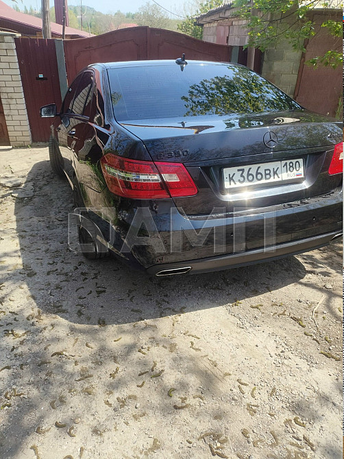 Mercedes-Benz E-Class 2010  - изображение 5