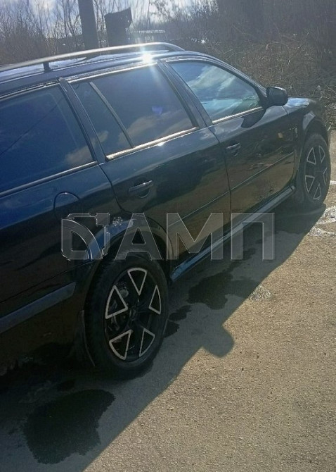 Skoda Octavia 2002 Макеевка - изображение 3