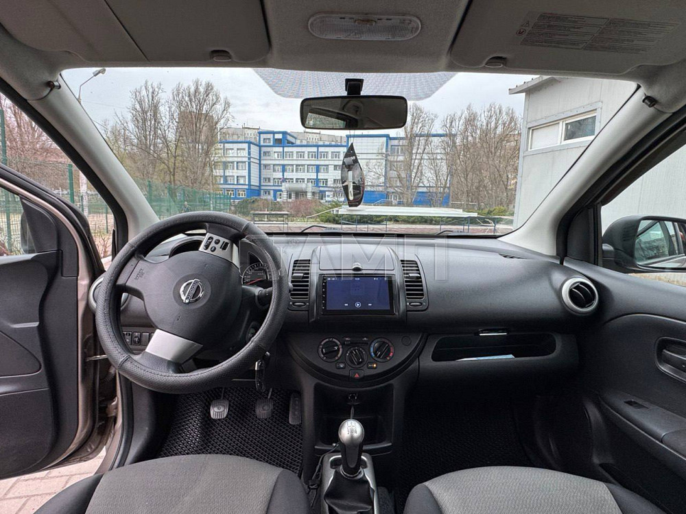 Nissan Note 2011  - изображение 7