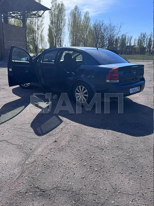 Opel Vectra 2002  - изображение 8
