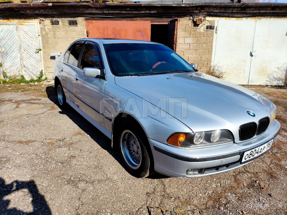 BMW 5 e39 1998  - изображение 9