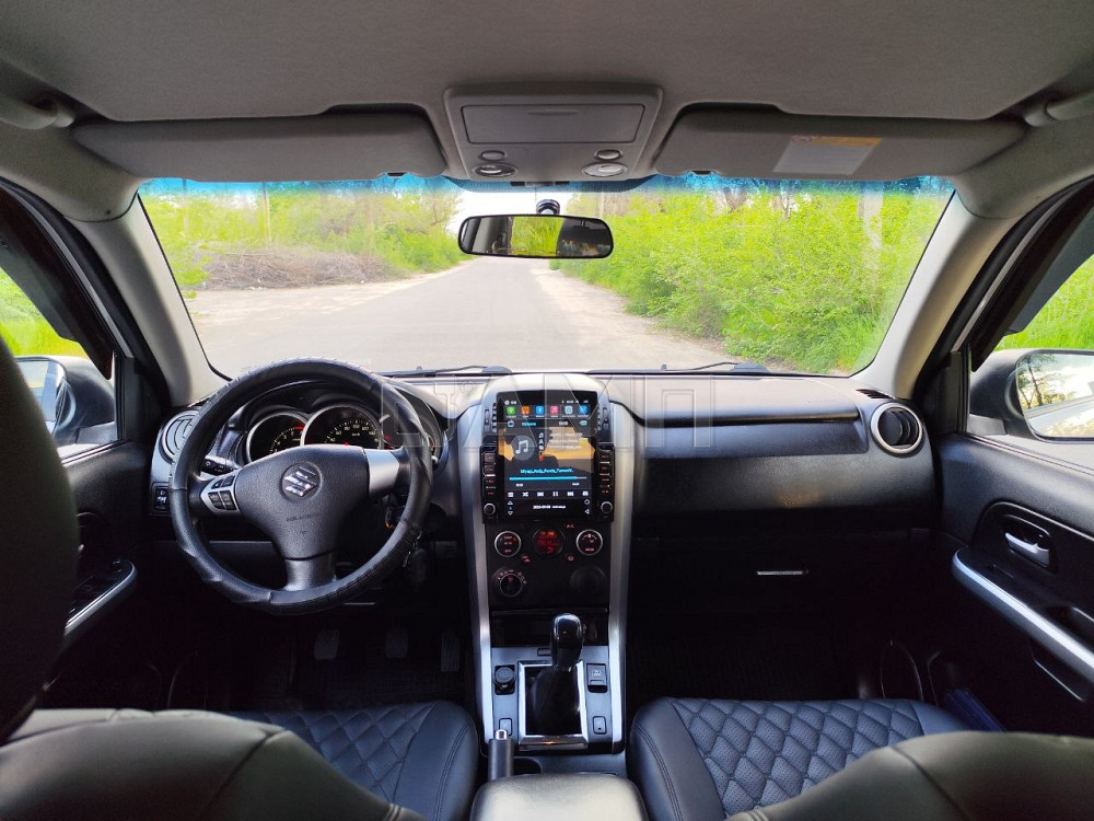 Suzuki Grand Vitara 2011  - изображение 3