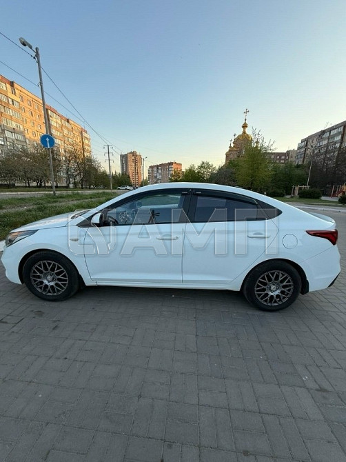 Hyundai Solaris 2017  - изображение 6