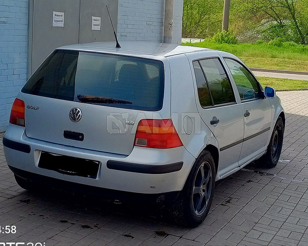 Volkswagen Golf  - изображение 4