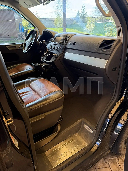 Volkswagen T5 2011  - изображение 2