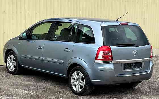 Opel Zafira 2010 Донецк