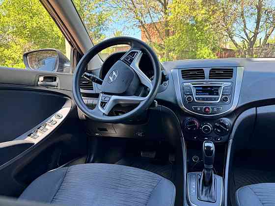Hyundai Solaris 2016 