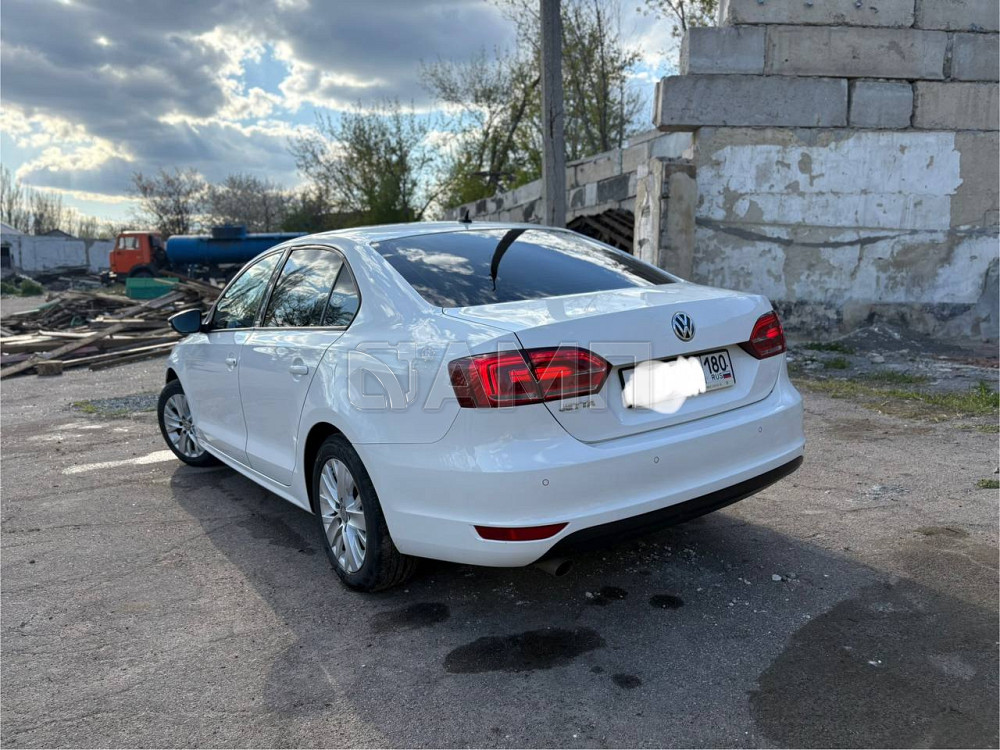 Volkswagen Jetta 2014  - изображение 2