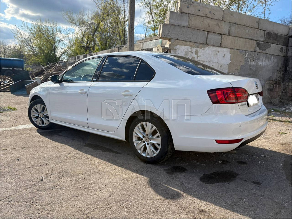 Volkswagen Jetta 2014  - изображение 6