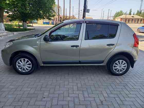 Renault Sandero 2010 