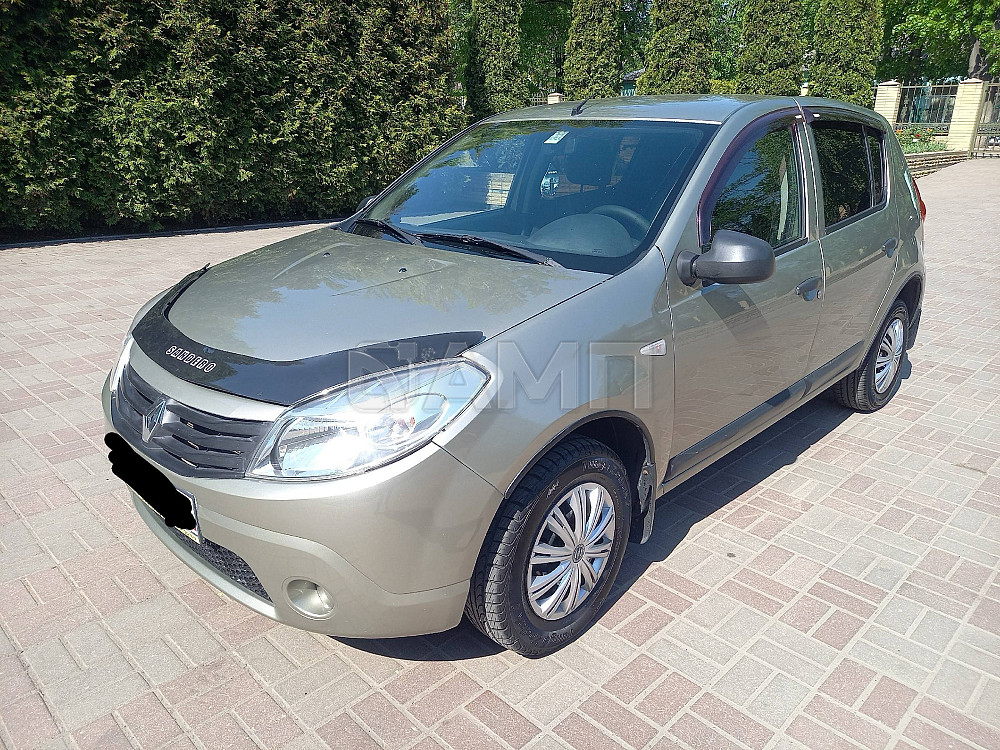 Renault Sandero 2010  - изображение 5