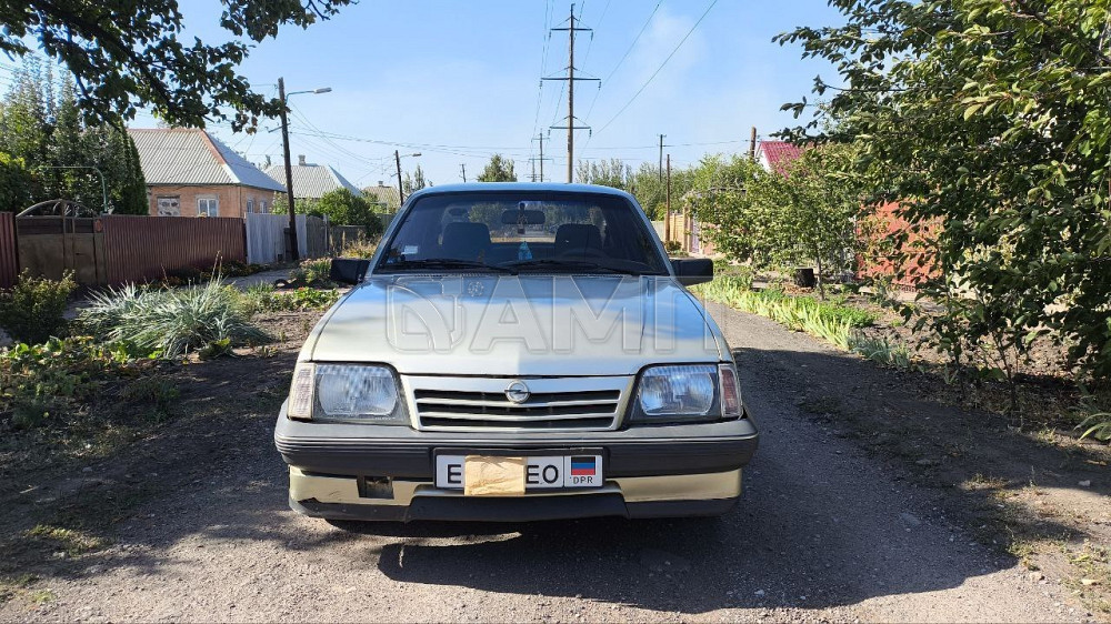 Opel Ascona 1987  - изображение 7