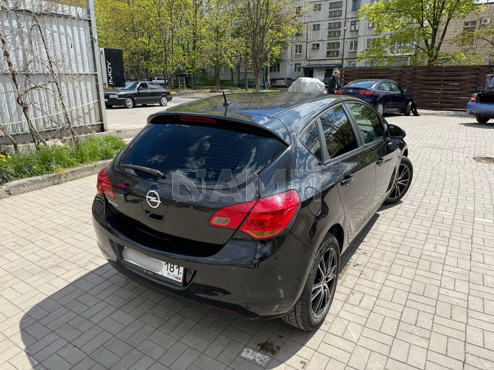 Opel Astra J 2010 Луганск - изображение 6