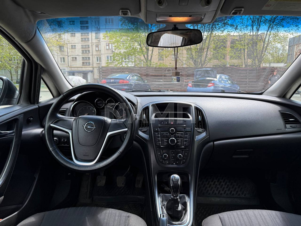 Opel Astra J 2010 Луганск - изображение 3