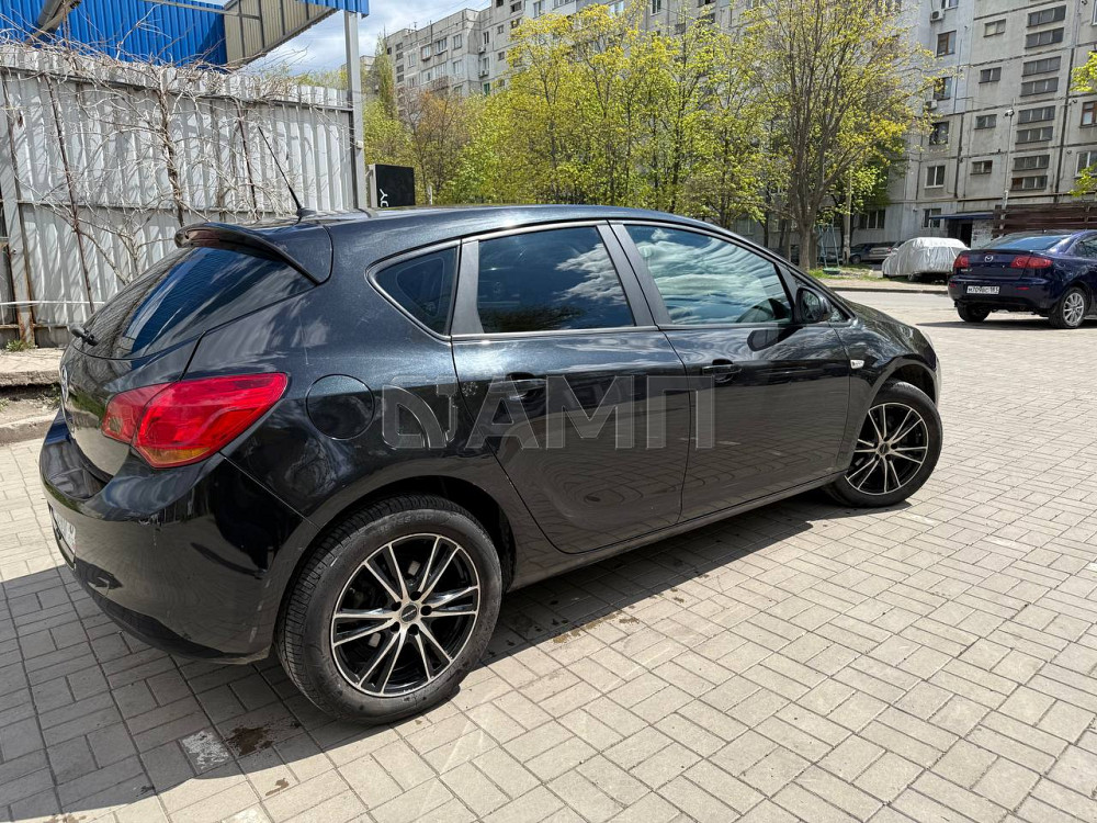Opel Astra J 2010 Луганск - изображение 5