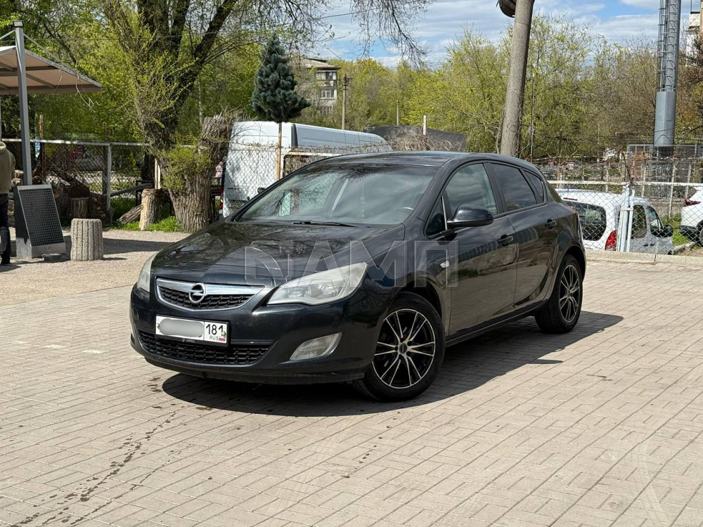Opel Astra J 2010 Луганск - изображение 10