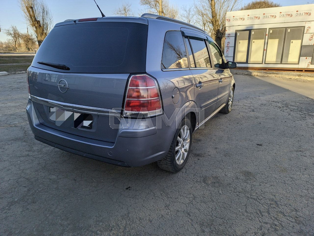 Opel Zafira B 2006 Красный Луч - изображение 3