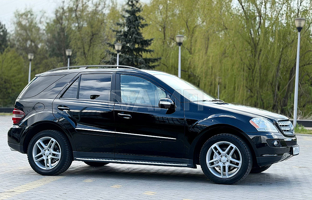 Mercedes M-Class 2008  - изображение 8