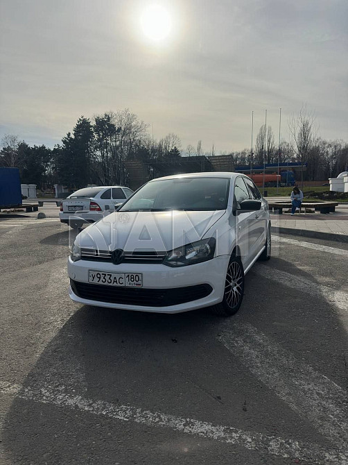 Volkswagen Polo 2010  - изображение 10