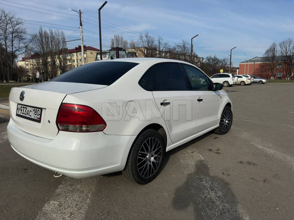 Volkswagen Polo 2010  - изображение 4