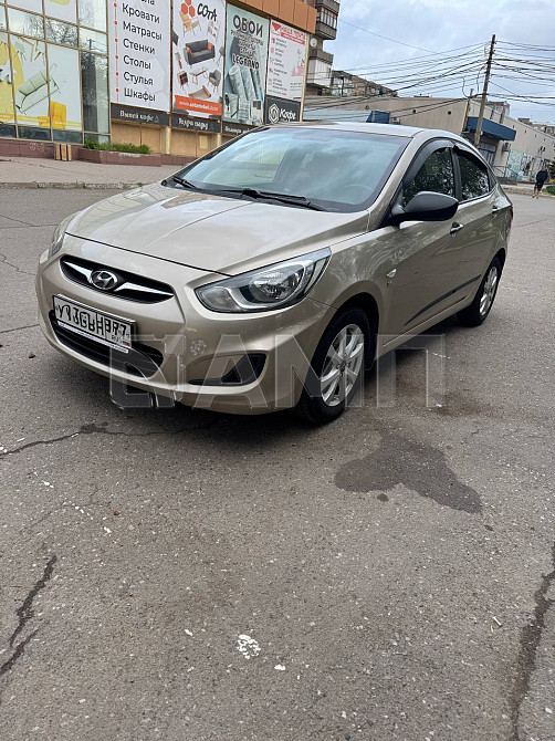 Hyundai Solaris 2014  - изображение 9