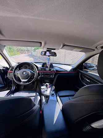 BMW 320i 2012 