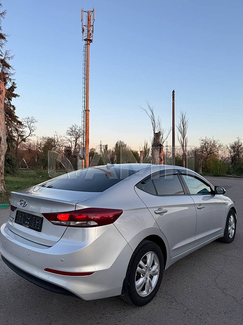Hyundai Elantra 2017  - изображение 4