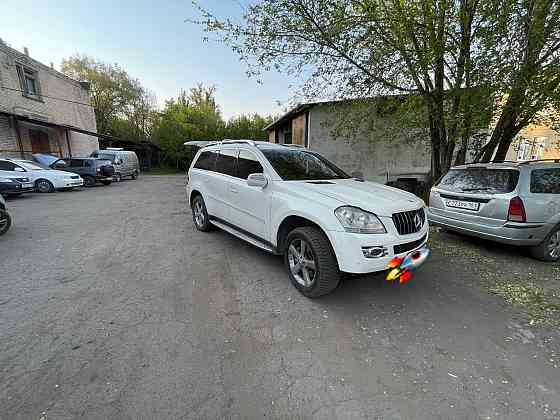 Mercedes-Benz GL500 