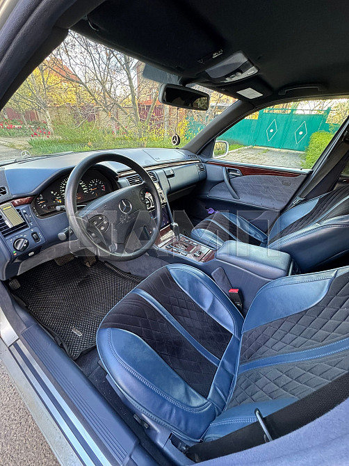 Mercedes W210 2001 Луганск - изображение 2