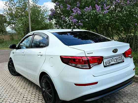 KIA Rio 2016 