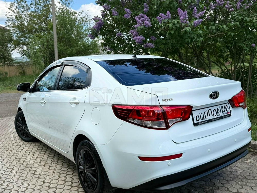 KIA Rio 2016  - изображение 5