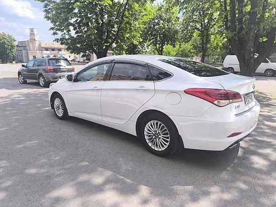 Hyundai i40 2016 Стаханов