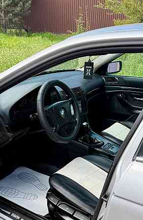 BMW 5 серии 2001 