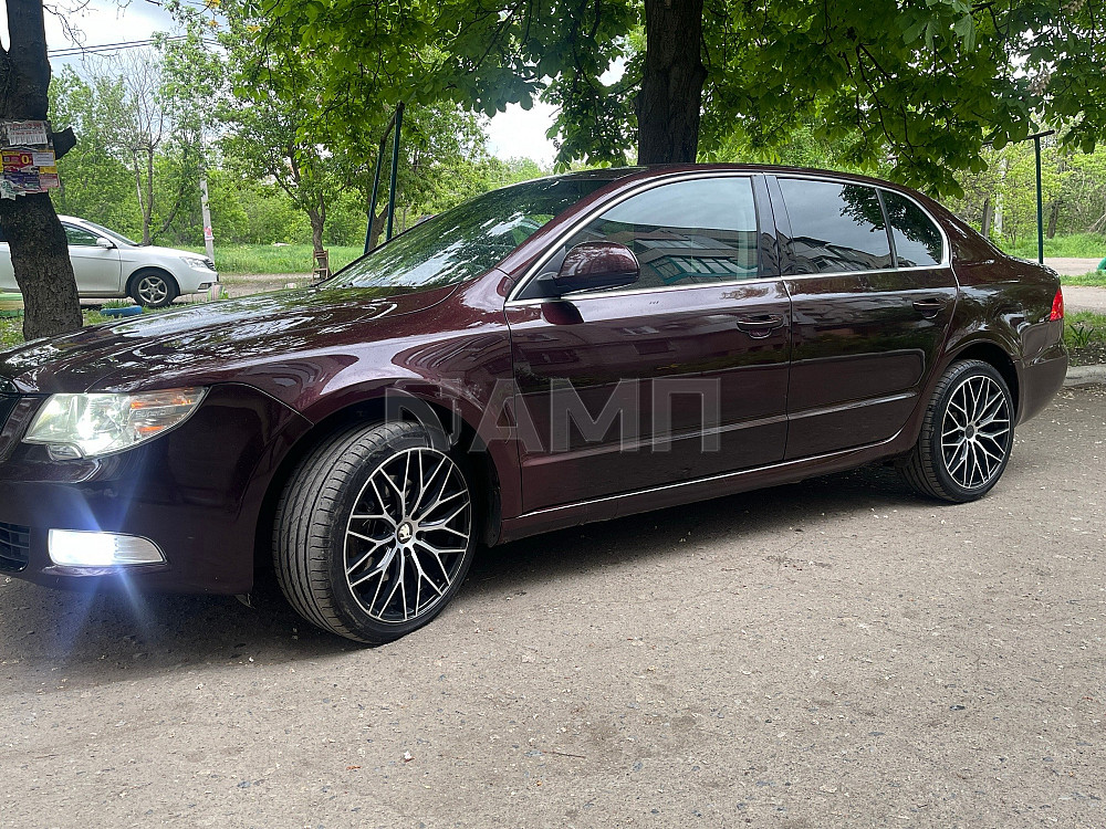 Skoda Superb  - изображение 9