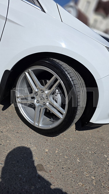 Ford Focus 2012 Антрацит - изображение 1