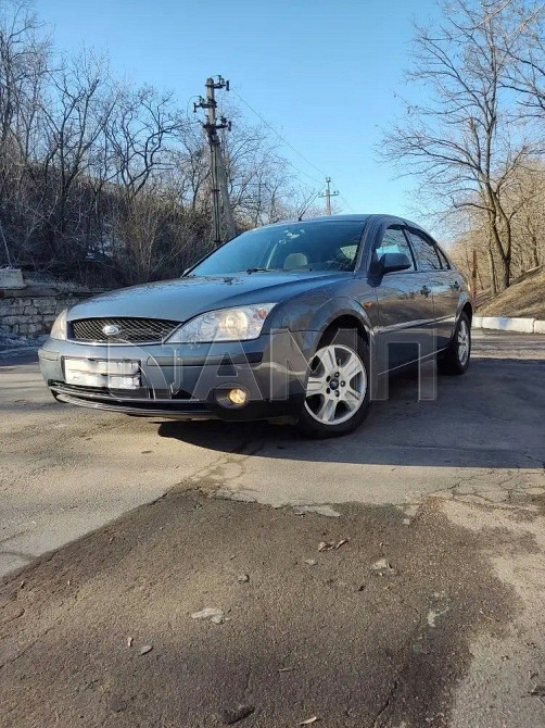 Ford Mondeo 2001  - изображение 5