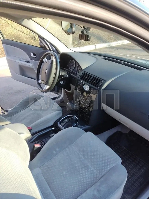 Ford Mondeo 2001  - изображение 1