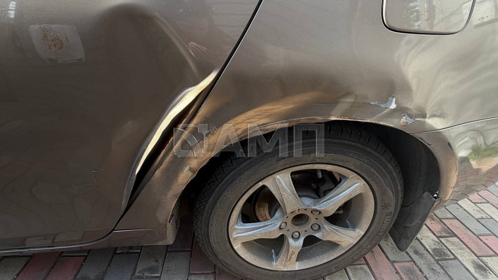 Geely Emgrand 2011  - изображение 6