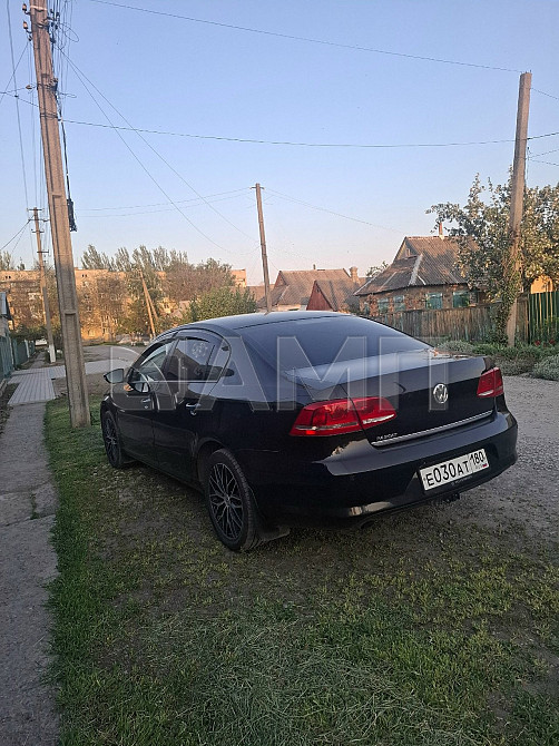 Volkswagen Passat 2013  - изображение 1