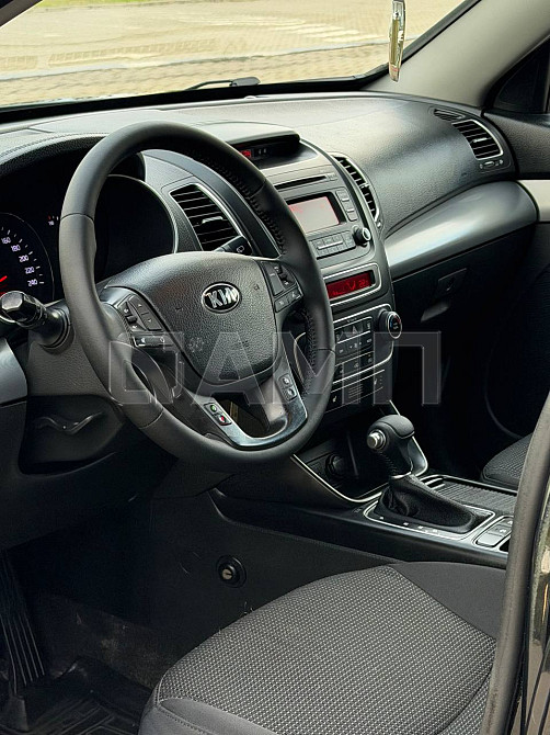 KIA Sorento 2013  - изображение 6