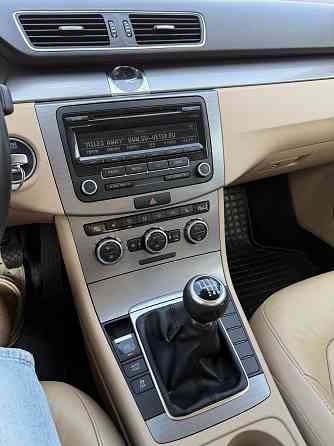 Volkswagen Passat 2012 