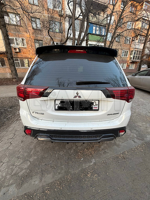 Mitsubishi Outlander 2022  - изображение 5