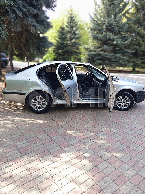 Skoda Octavia 2002 Стаханов - изображение 3