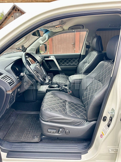 Toyota Land Cruiser Prado 2019  - изображение 3