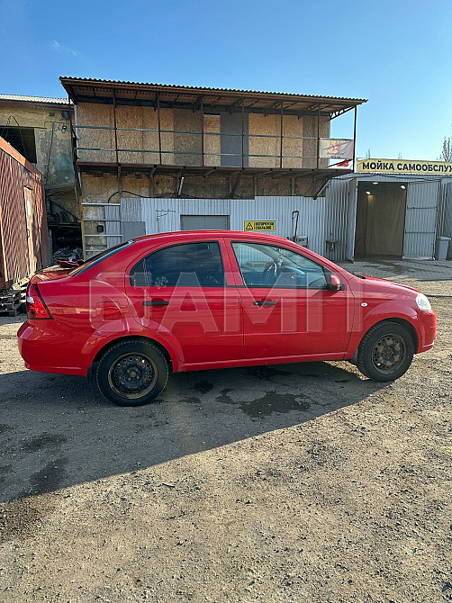 Chevrolet Aveo 2010  - изображение 4