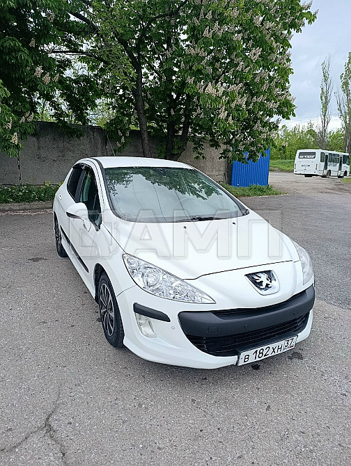 Peugeot 308 2010  - изображение 7