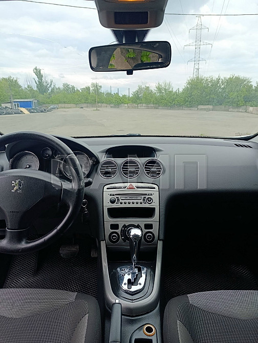 Peugeot 308 2010  - изображение 1