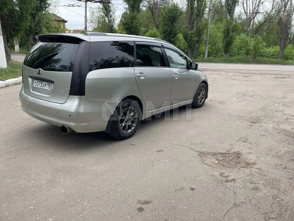 Mitsubishi Grandis 2008 Макеевка - изображение 6